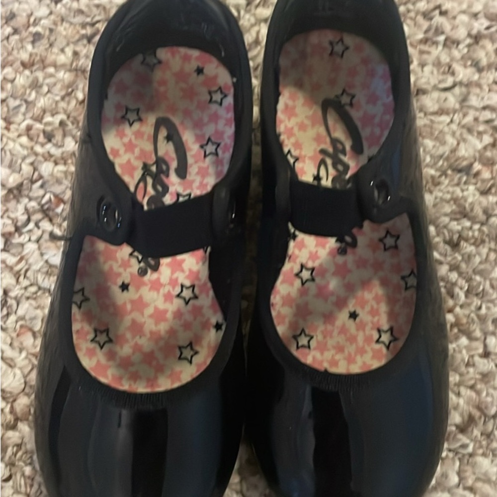 Capezio Black Patent Mary Jane Kids Dress Shoes